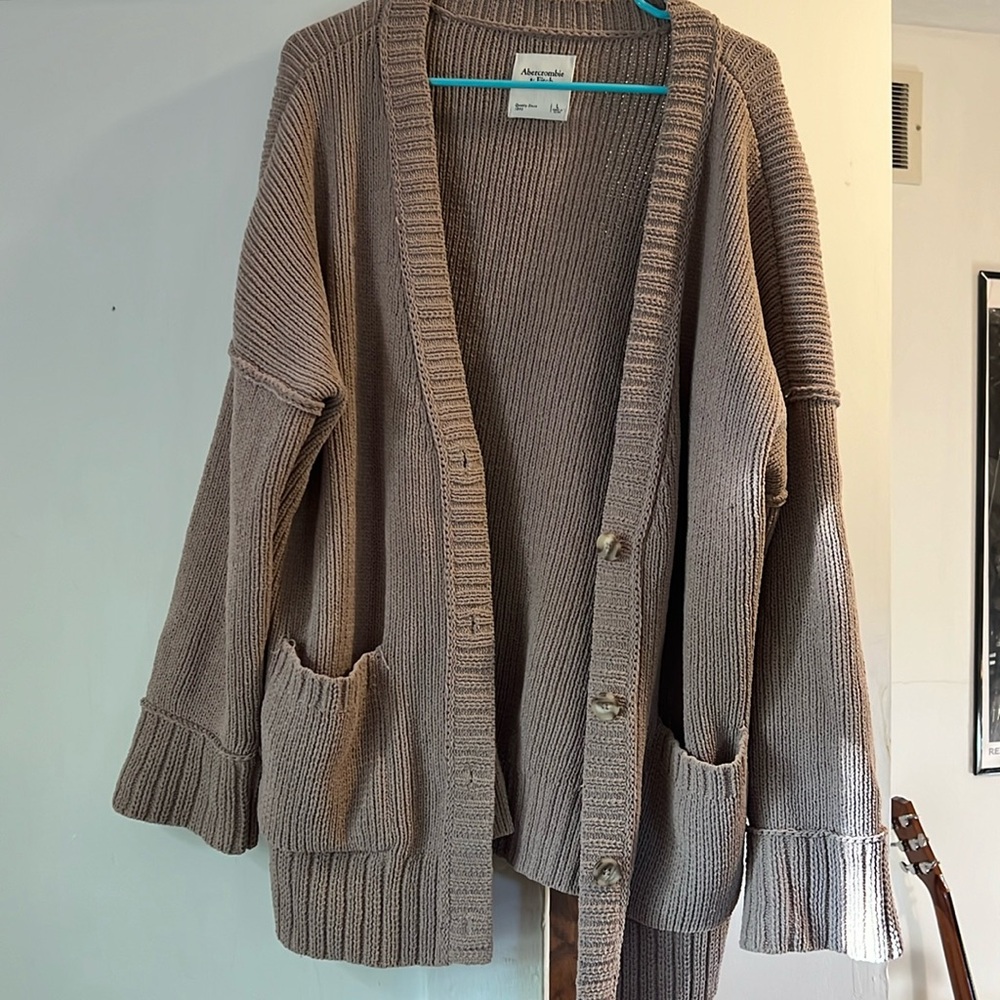 Abercrombie cardigan